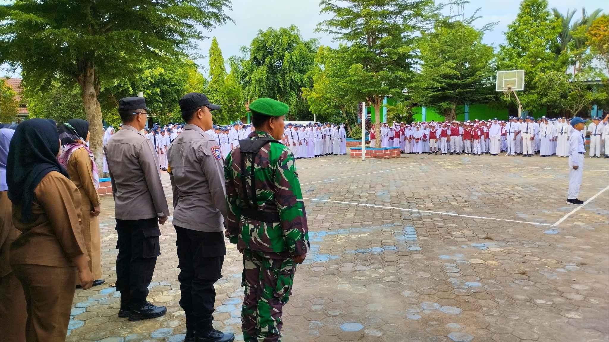 Ketika Sekolah Dipaksa Menjadi Satu-satunya Penjaga Karakter