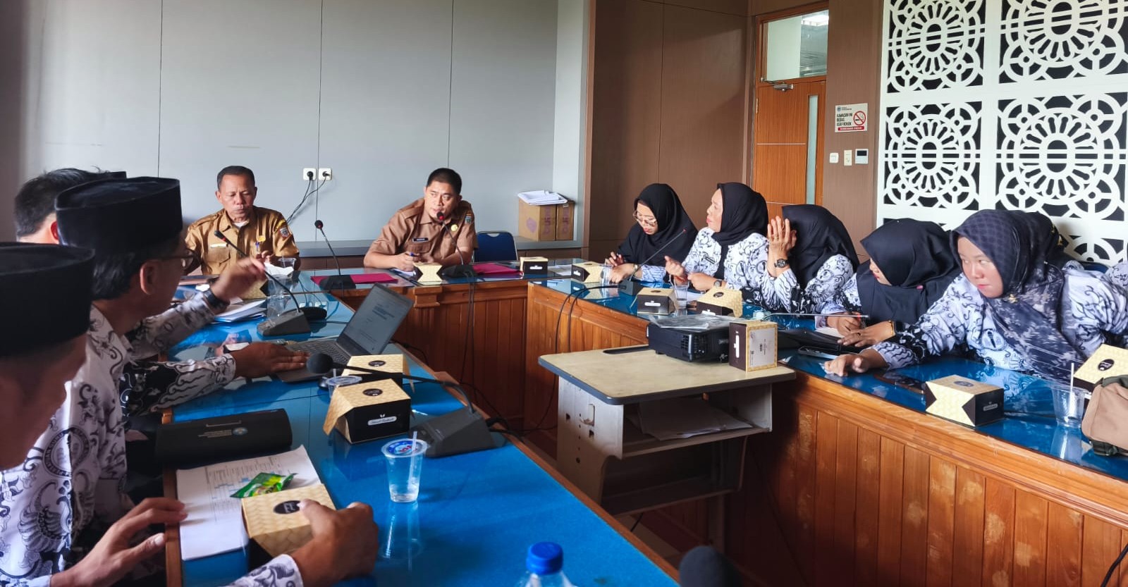 Audiensi PGRI Muratara dan Dinas Pendidikan Muratara_003
